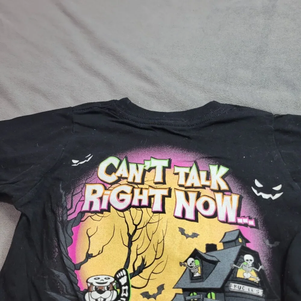 Bucees Shirt Boy Size 2T Black Skelton Halloween Spooky Stuf Truck Cant Talk Now